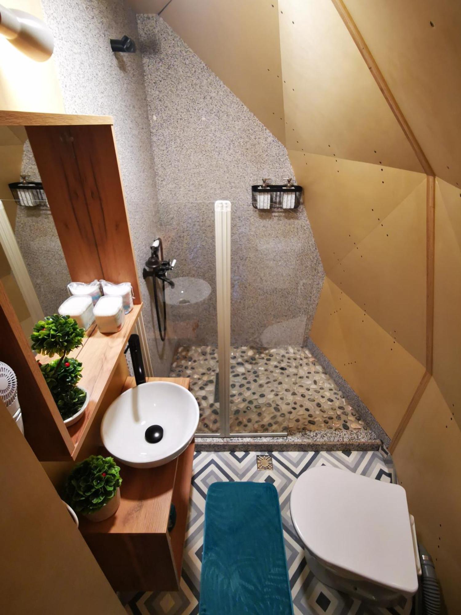 Hotel Glamping Zazen Drumu Carului Exterior foto